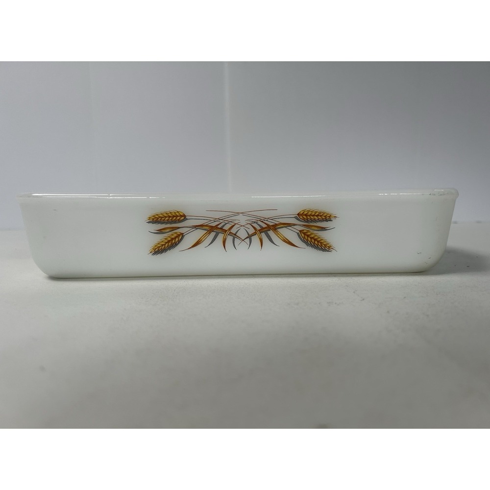 Vintage Fire King Golden Wheat 1 1/2 Quart Rectangular Casserole Dish